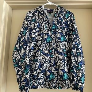 Patagonia Windbreaker, Women’s Size Medium, Great Condition 🦋